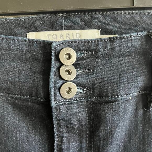 Torrid Dark Wash Stretch Jeggings Size 14 Style 10114977 - Picture 6 of 11